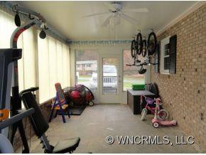 205 JEFF STREET - Photo 11