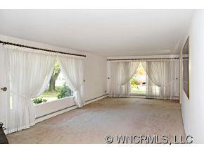 27 Mountain Terrace - Photo 8