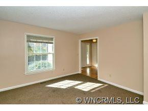 10 Two Oaks Drive - Photo 2
