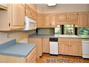 10 Two Oaks Drive - Photo 4
