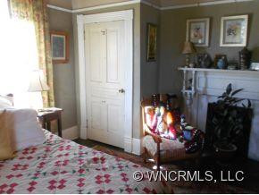 138 South French Broad Avenue - Photo 15
