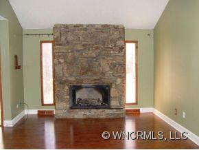17 BERRY LANE - Photo 3