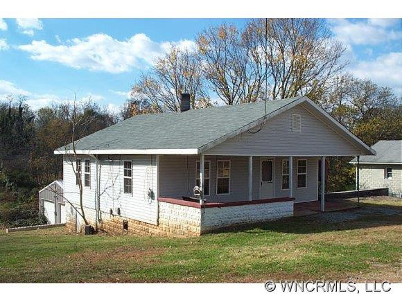 7 Baker Rd