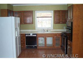 107 Castlerock Dr - Photo 4