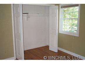 107 Castlerock Dr - Photo 7