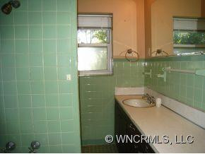 2032 Stoney View Court - Photo 8
