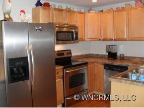 24 Greenbriar Road - Photo 2