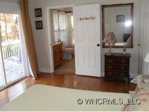 24 Greenbriar Road - Photo 8