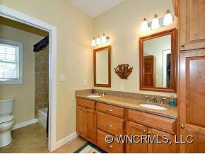 10 FAIRWAY VIEW ROAD - Photo 16