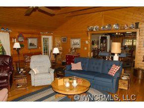 672 Rockcliffe Lane - Photo 18