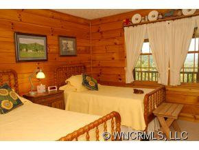 672 Rockcliffe Lane - Photo 9