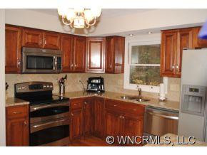 225 Tampa Circle - Photo 5