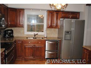 225 Tampa Circle - Photo 7