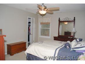 225 Tampa Circle - Photo 10