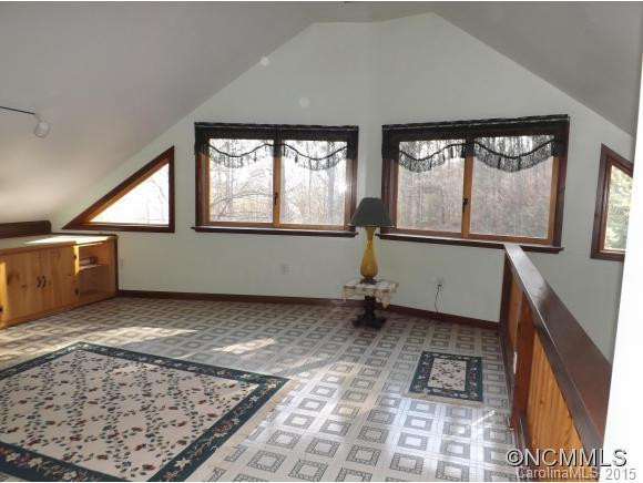 9295 White Oak Road - Photo 13