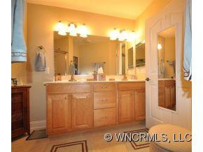 246 Summerfield Place - Photo 12
