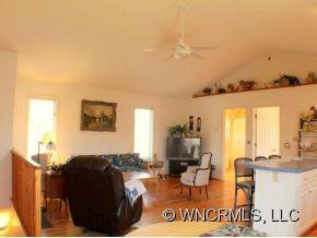 903 EAST FORK ROAD - Photo 5