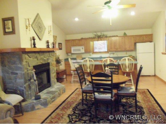 82 WESLEY WAY - Photo 3