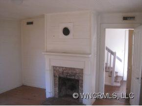  - Photo 3