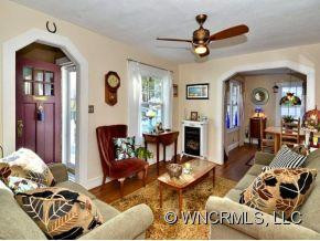 1619 Kensington Road - Photo 2