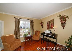 324 Walnut Crest Road - Photo 5