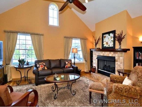 60 TOWNE PLACE DRIVE - Photo 4
