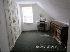 827 Green Creek Rd - Photo 12