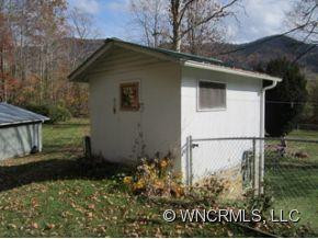 827 Green Creek Rd - Photo 18