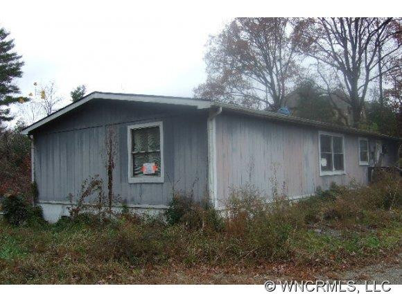 12 Oak Lodge Road