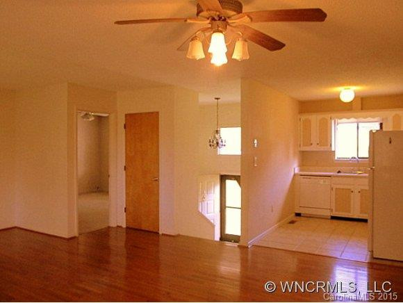 19 Village Court - Photo 8