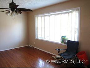 2325 Valencia - Photo 3