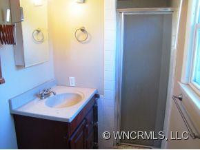 2325 Valencia - Photo 9