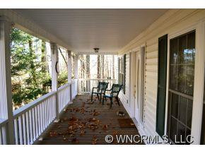 354 Walnut Drive - Photo 3