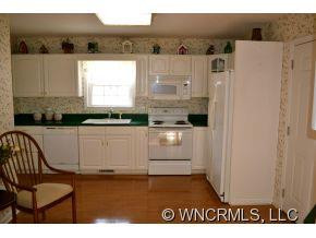 354 Walnut Drive - Photo 7