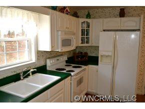354 Walnut Drive - Photo 8