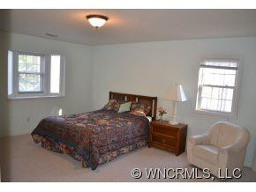 354 Walnut Drive - Photo 10