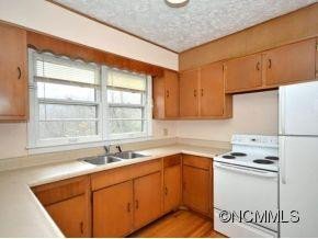 318 LOWER GRASSY BRANCH ROAD - Photo 3