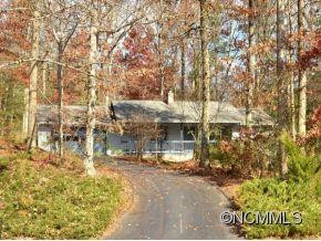 26 APPLE CREEK LANE