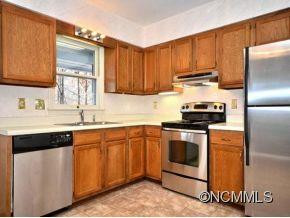 26 APPLE CREEK LANE - Photo 3