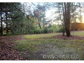 1011 Brooklyn Avenue - Photo 12