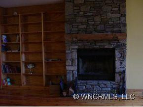 530 FAIRVIEW FOREST DRIVE - Photo 4
