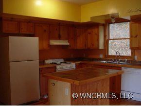 530 FAIRVIEW FOREST DRIVE - Photo 5