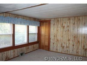 52 Sherwood Forest Dr - Photo 12