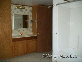 100 Pennant Road - Photo 3