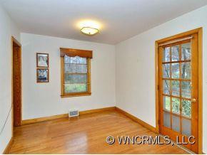 437 OLD HAW CREEK RD. - Photo 7