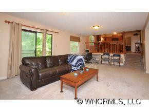 11 Gardenwood Dr - Photo 8