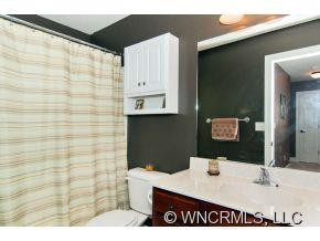 11 Dansford Lane - Photo 18