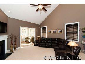11 Dansford Lane - Photo 3