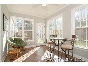 11 Dansford Lane - Photo 6