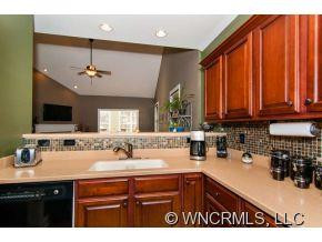 11 Dansford Lane - Photo 9